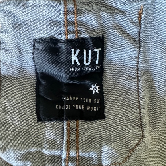 Kut from the Kloth Kara Denim Jacket - Medium Women’s - Picture 4 of 11
